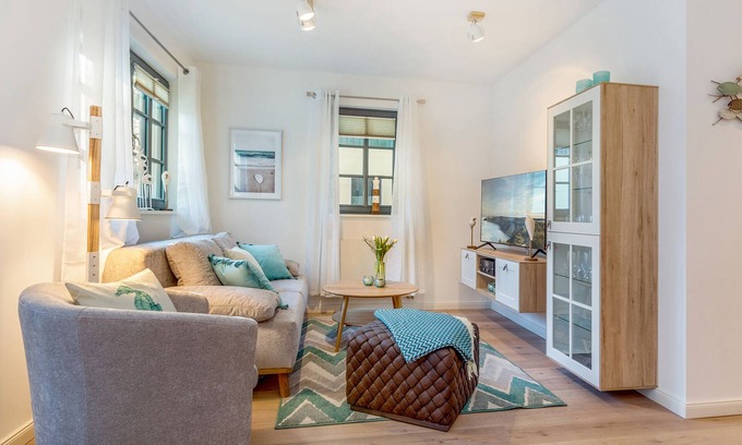 Zingst Apartment | Newly built exclusive vacation apartment with heated cabin