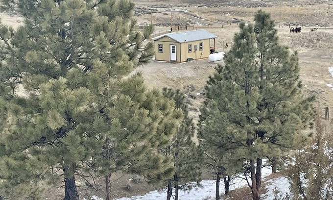 Ingomar Cabin | Newly Built Cabin in Hysham, MT - Close Access to spectacular hunting & fishing