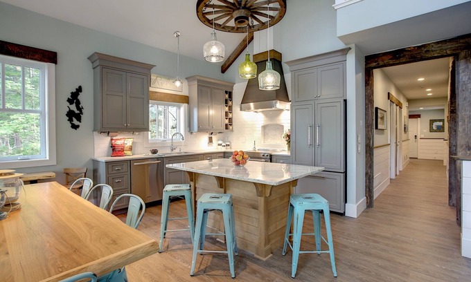 Mayfield House | Newly Built Luxury Lakefront Cottage with Fire Pit, Dock, Game Room
