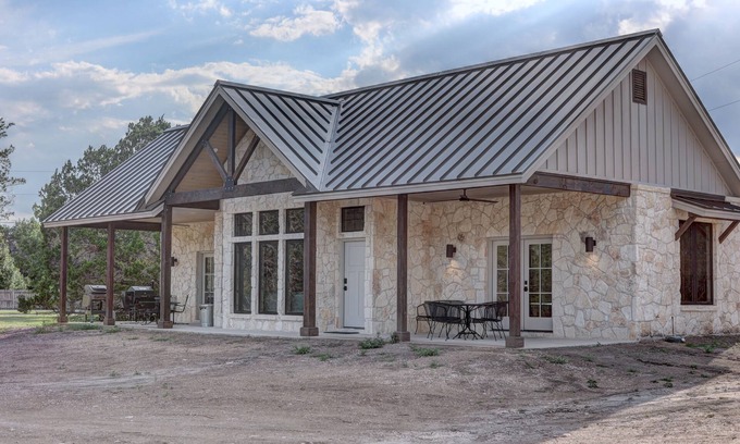 Hunt House | Newly Built stunning Riverfront home in convenient location!
