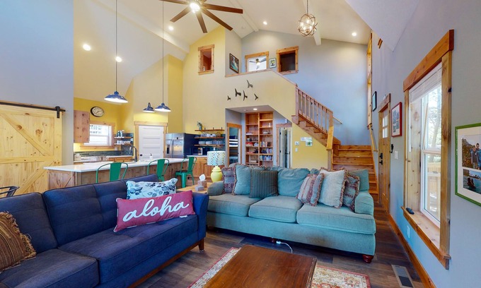 Neskowin House | Newly constructed home with firepit & large deck - walk to the beach & golf