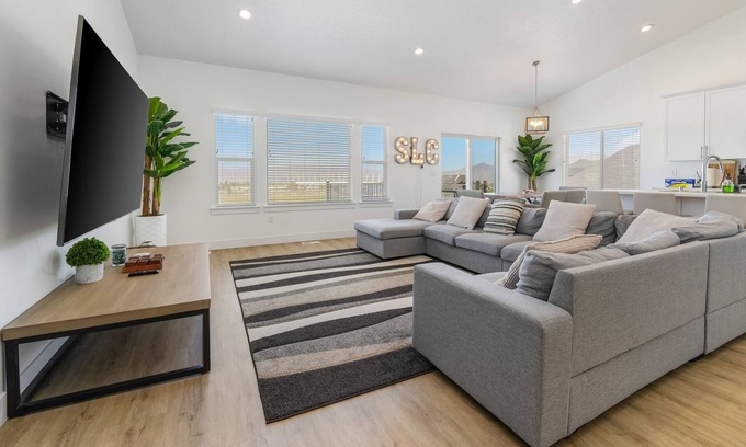 Kearns House | Newly Constructed Modern Home In Salt Lake