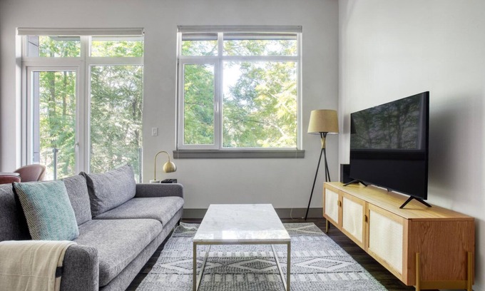 Somerville Apartment | Newly constructed Sommerville 2BR w/Rooftop, W/D in unit by Blueground