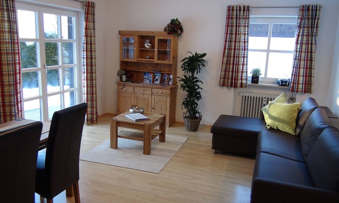 Grainau Apartment | Newly furnished fully equipped apartment