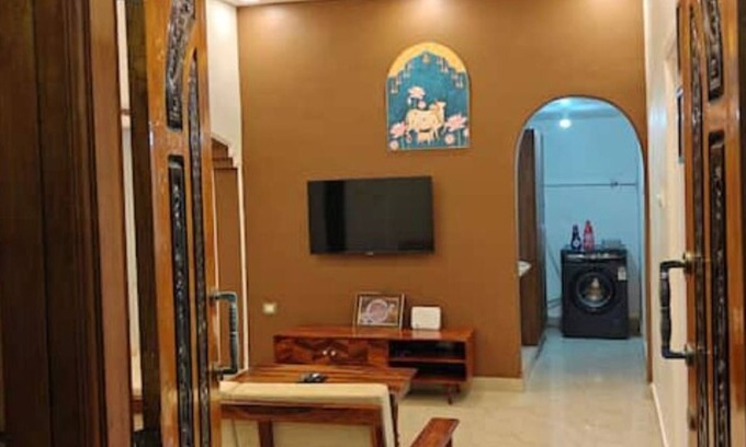 Kumbakonam Apartment | Newly Furnished, Renovated , AC, Clean, Cozy 1 BHK