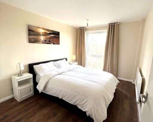 Sutton South Apartment | Newly refurbished flat in Sutton
