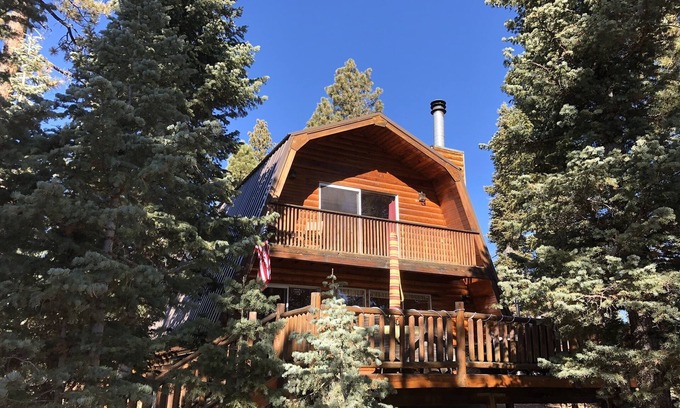 Meadow View Heights Cabin | Newly remodeled cottage in the woods