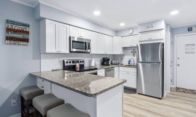 North Myrtle Beach Condo | Newly Remodeled Ocean Condo in North Myrtle Beach With Beach Access!