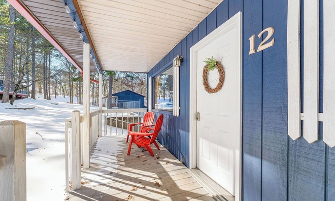 Branson Condo | Newly remodeled-1 Mile to SDC.Resort hot tub open!