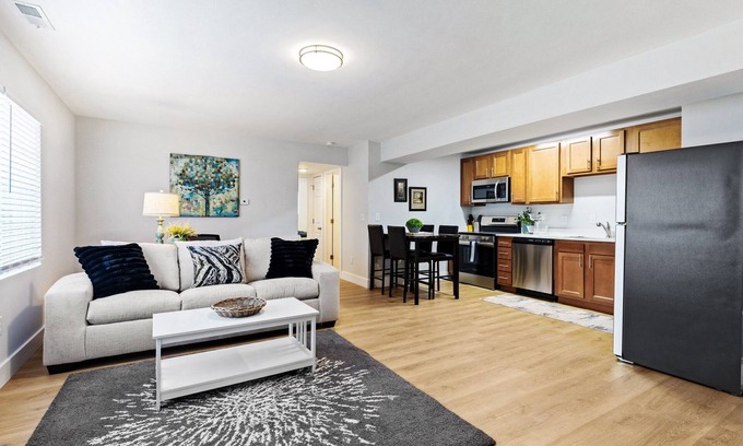 Lawrence Apartment | Newly Remodeled 2BR/1BA Apt - Close To It All!