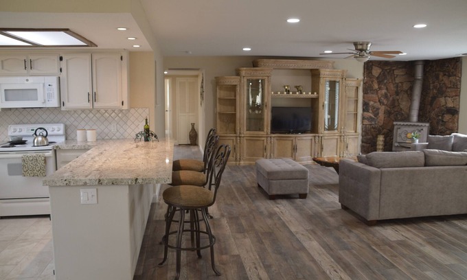Yosemite Forks House | Newly remodeled 3 bedroom home located near Yosemite and bass lake