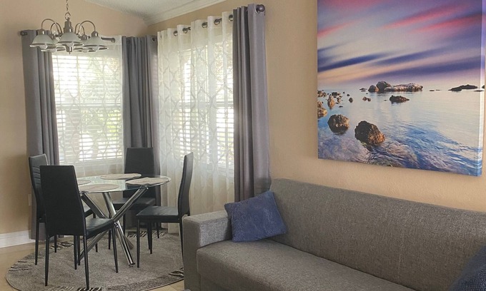 Villas Apartment | Newly remodeled and fully furnished