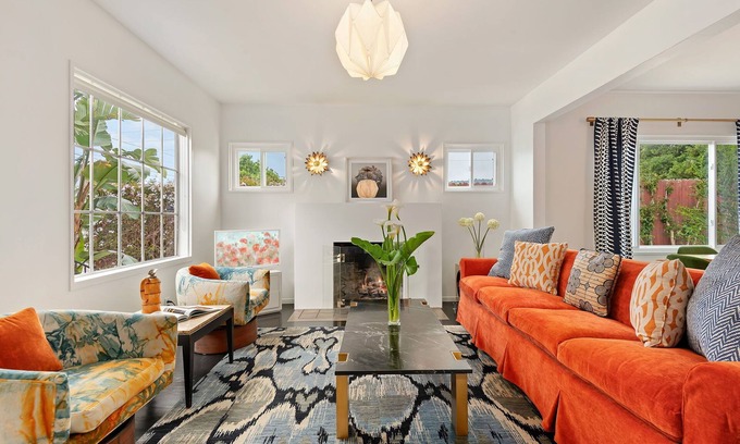 Milpas House | Newly Remodeled Charming and Contemporary Home