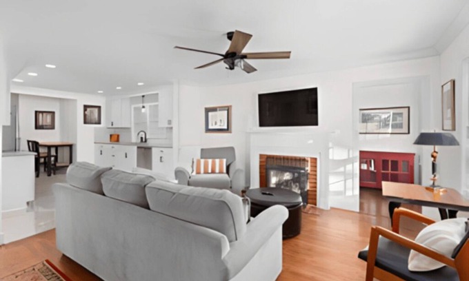 Winston - Salem House | Newly remodeled cozy cottage