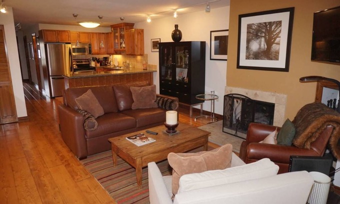 Aspen Condo | Newly Remodeled Condo - Comfort and Convenience (203060-4277)