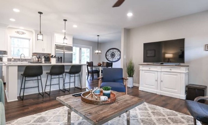 Athens House | Newly remodeled home Athens