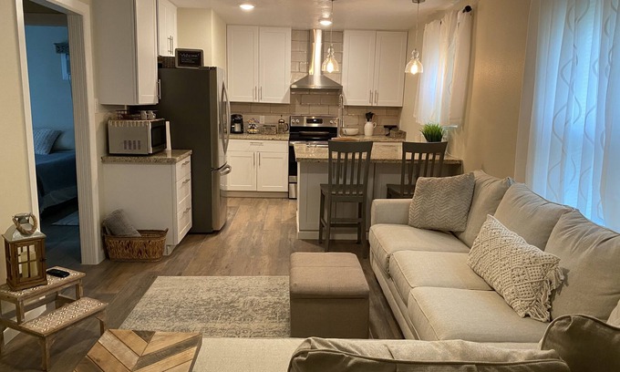 La Marque House | Newly remodeled home just minutes from Galveston
