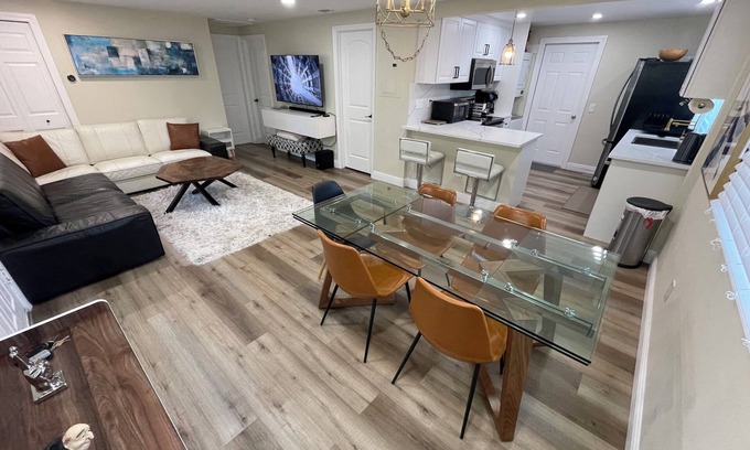 Sun Bay South House | Newly Remodeled Luxe Retreat