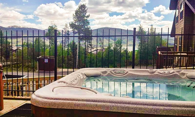 Wildernest Apartment | Newly Remodeled Mtn-view Condo in Silverthorne