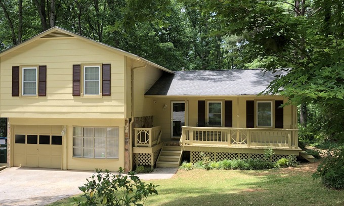 Lilburn House | Newly Remodeled Near Stone Mountain Park