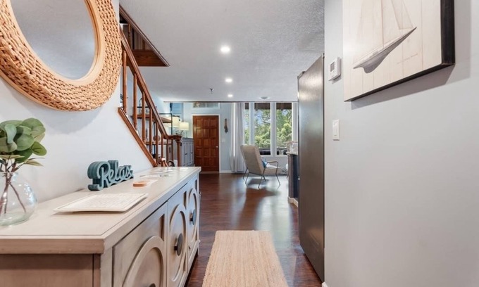 Afton Condo | Newly Remodeled- Small Family/Couples Retreat in Shangri-La on Monkey Island, OK