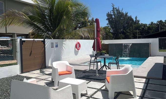Zarzal House | NEWLY REMODELED! Spacious 3 bedroom, near-water house in Las Picuas, Río Grande.