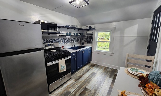 Fairport Harbor Apartment | Newly Remodeled - Quiet 1 Bedroom Apartment with View of Lake Erie