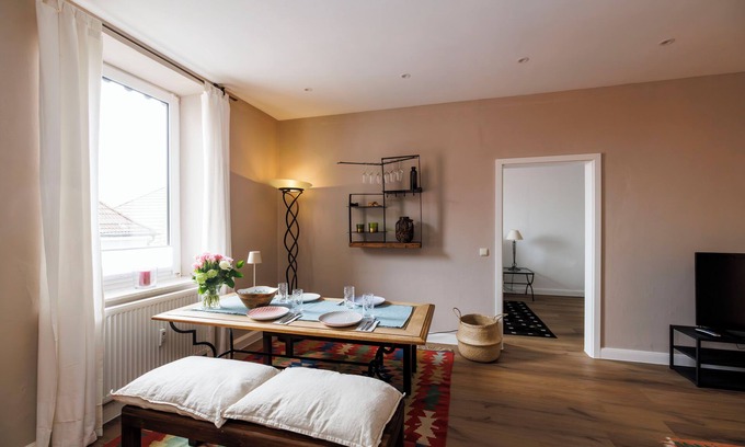 Diessen am Ammersee Apartment | Newly renovated apartment in the middle of the village - dog friendly