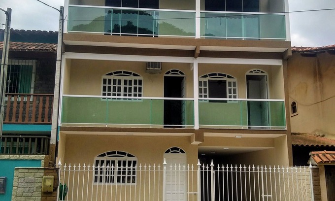 Rio das Ostras House | Newly renovated 3 storey house, great location