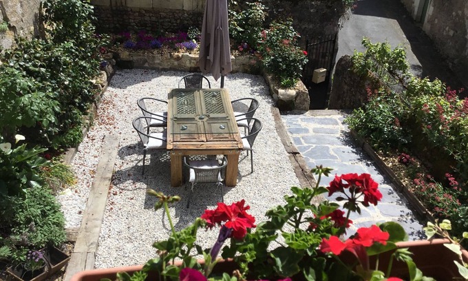 Montreuil-Bellay House | Newly renovated home for rental in the Loire Valley - Montreuil Bellay,