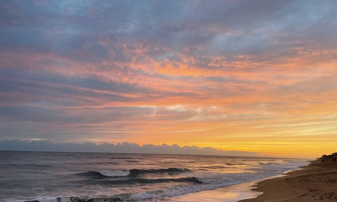 New Smyrna Beach Condo | Newly Renovated Beachfront Condo w/Stunning Interior and Panoramic Ocean Views!