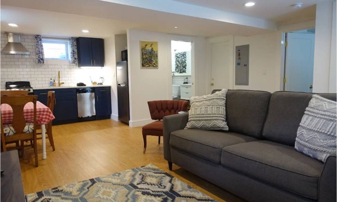 Humboldt Apartment | Newly Renovated 1 bed 1 bath Daylight Basement Apt - Great for Extended Stays!