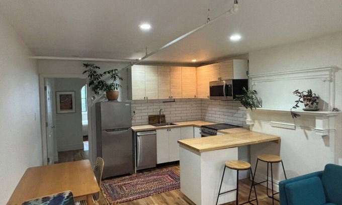 Bedford-Stuyvesant Apartment | Newly Renovated 1-bedroom apartment in Brooklyn 15 minutes from Manhattan