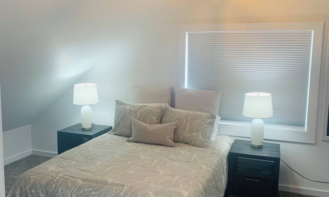 West Hartford Apartment | Newly Renovated 1 Bedroom West Hartford Apartment