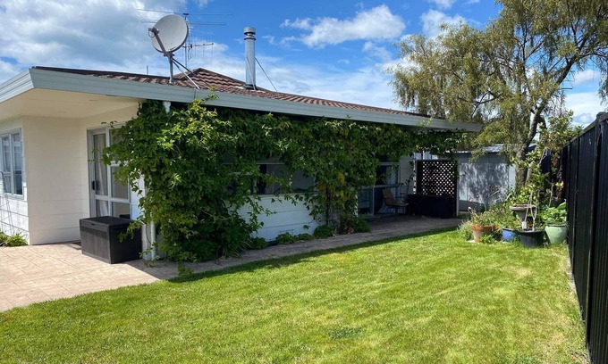 Motueka House | Newly renovated 2 bedroom home