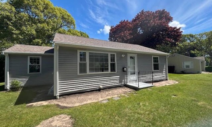 Falmouth Heights House | Newly Renovated 2BD-Central A/C, 10-Min Bike Ride to Falmouth Heights Beach