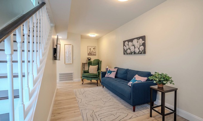 Shelby Park House | Newly Renovated, 2bedroom, Conveniently Located, Just Minutes From Downtown