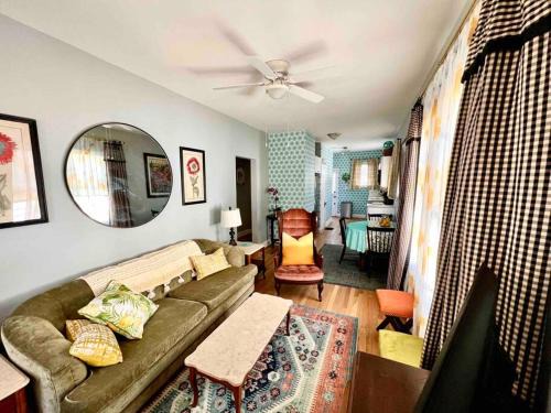 Beechmont House | Newly Renovated 3-Bedroom Beechmont Home