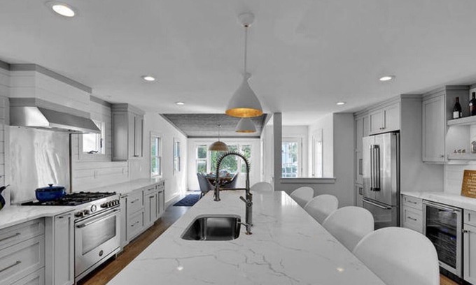 Spring Lake Heights House | Newly Renovated 4BR Cape Cod Beach House w/New Pool + 5 Beach Passes