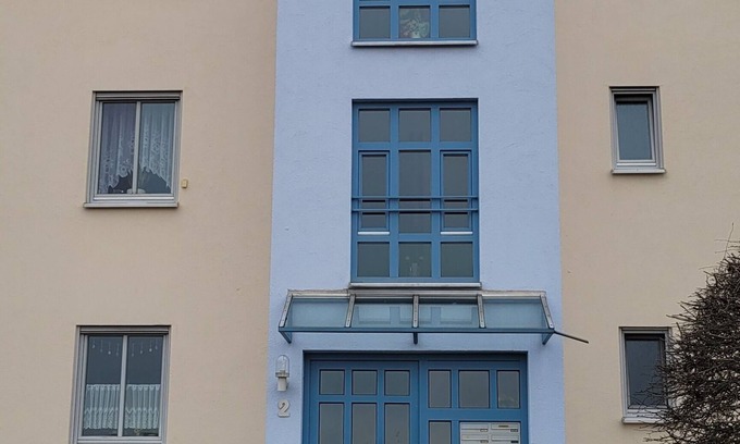 Doelzig Apartment | Newly renovated accommodation just outside Leipzig