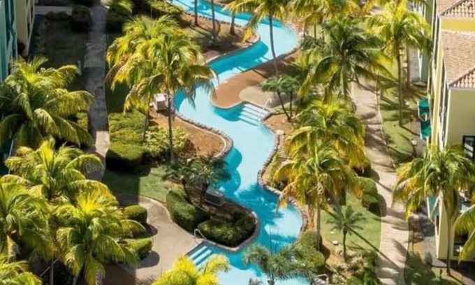 Loiza Apartment | Newly Renovated Aquatika Beach Resort-WIFI-AC-Parking-MiniGolf-Pools
