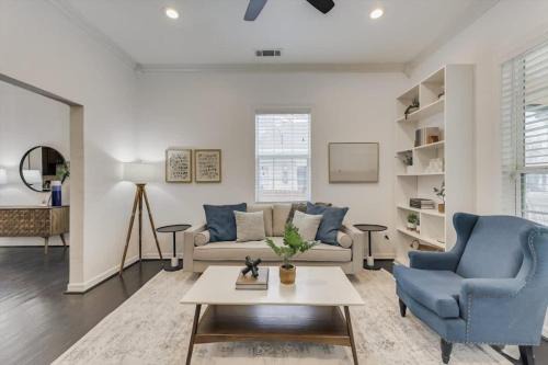 Kessler House | Newly Renovated Bishop Arts Home