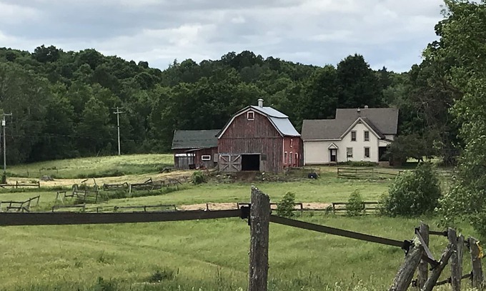 Colton House | Newly Renovated “Cedar Ridge Farm" - a 250 yr old farm on 150 acres
