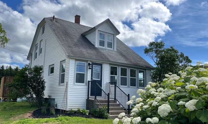 Inverness House | Newly renovated, charming countryside home.