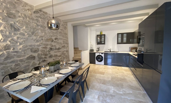 Quarante House | Newly renovated character property in stunning location