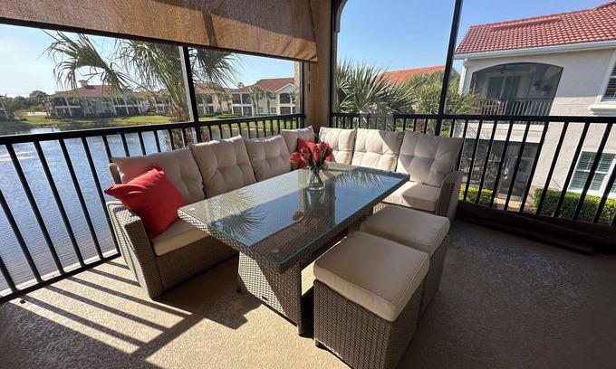 Nokomis Condo | Newly Renovated Condo! 10-15mins to nearby Beaches, w/community pool, gym & more