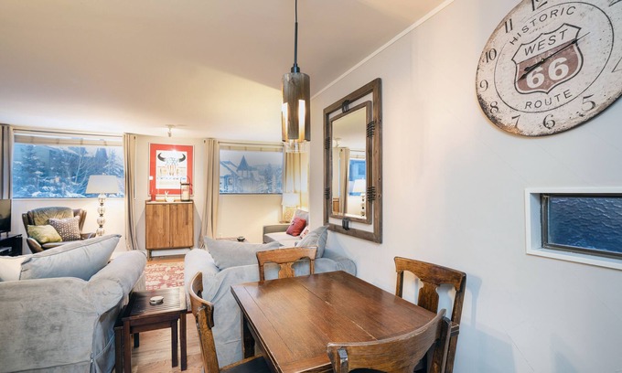 Telluride Condo | Newly renovated condo close to lift 7 and the grocery store.