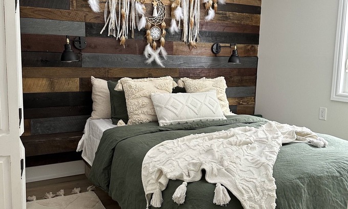 Hastings Cottage | Newly Renovated Family Waterfront Cottage w/Hot Tub and Wood Stove