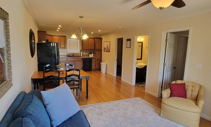 Nauvoo Apartment | Newly Renovated Full Family Apt. - Centrally Located in Nauvoo - some stairs