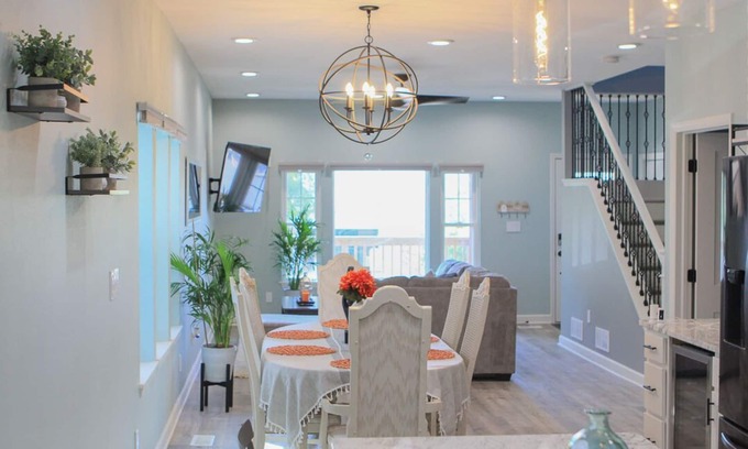 Bay View House | Newly Renovated Full Family House in Bayview!